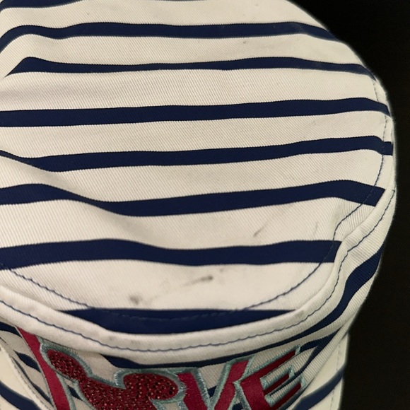 NWT! Disney Sparkly Mickey Love Hat - Picture 9 of 9